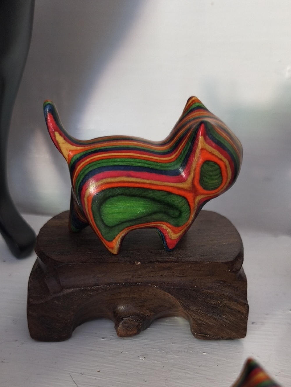 Wooden hand carved cat statue figurine kitty brown Multi color, tail up - Picture 4 of 11